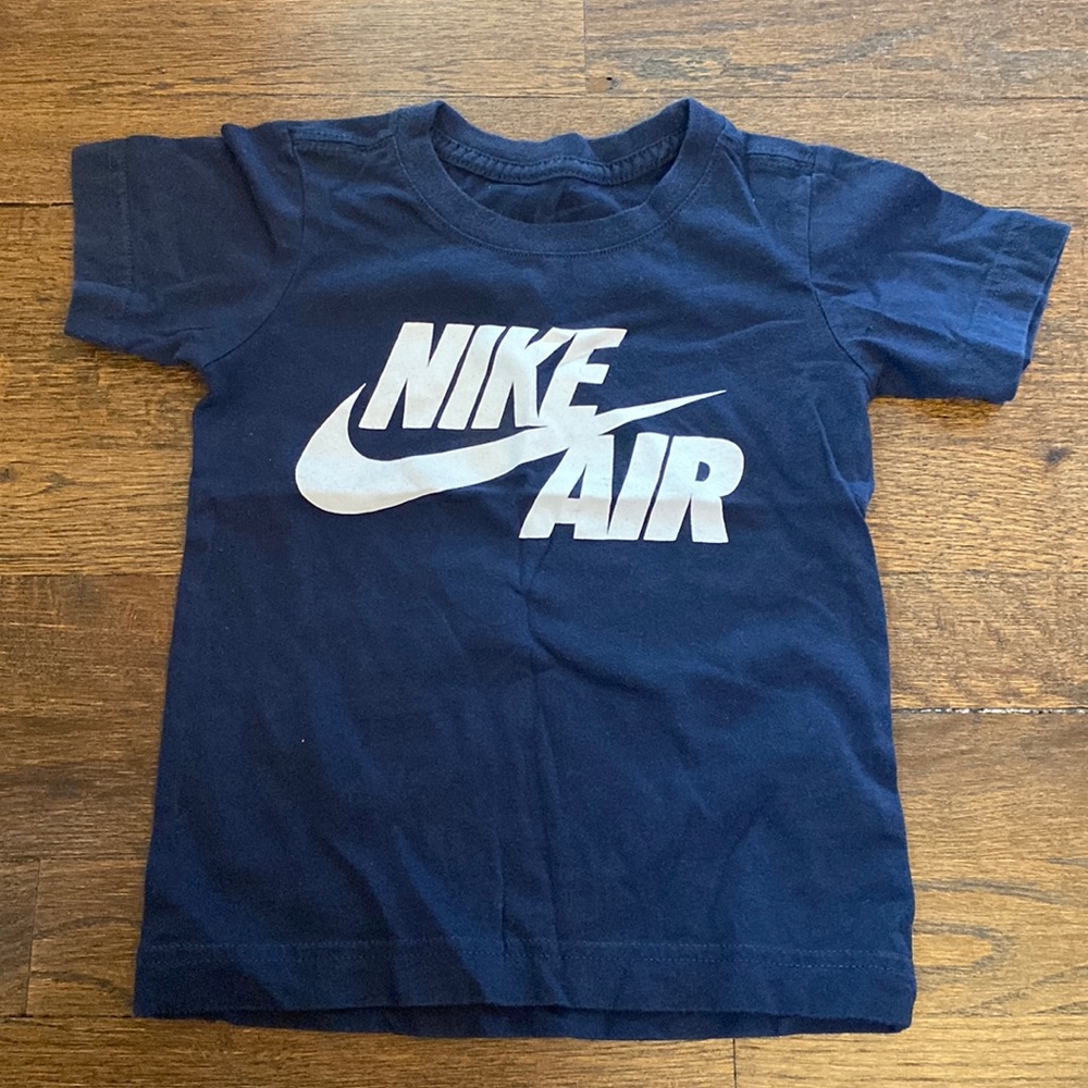 Nike short sleeve t-shirt bundle - Picture 2 of 8